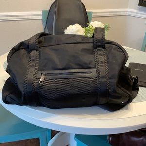 Lululemon Everywhere Duffel
